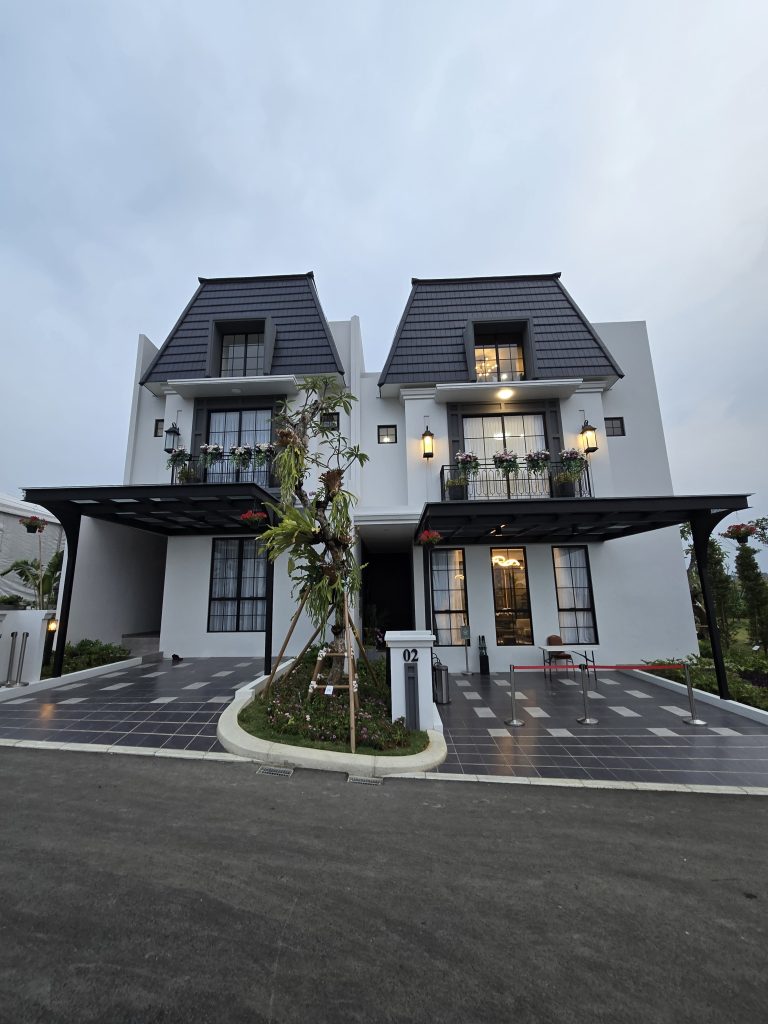 Ebony summarecon bogor